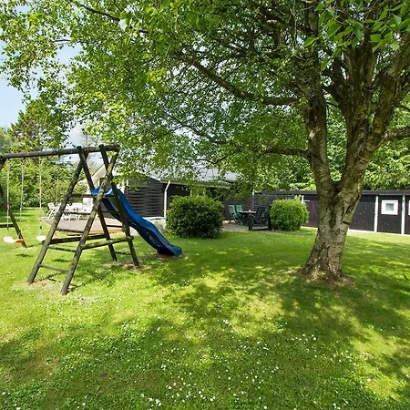 Two-bedroom Holiday In * Hals